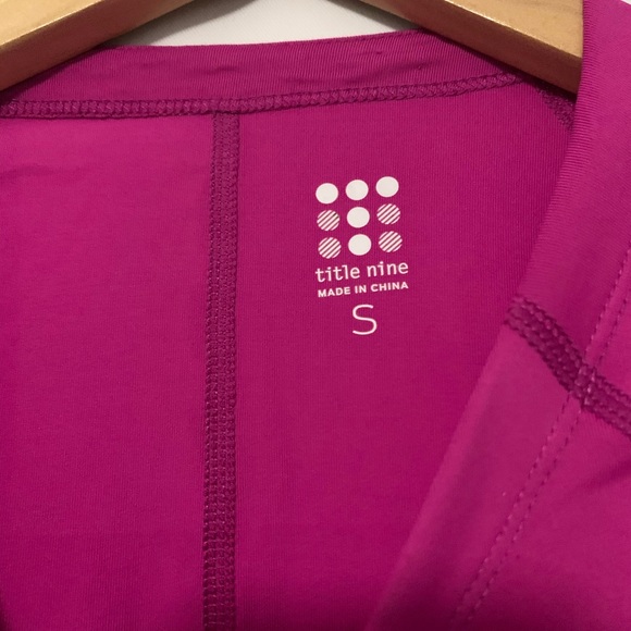 Title Nine Svelte Sunbuster Long Sleeve Top Size S - Picture 5 of 8